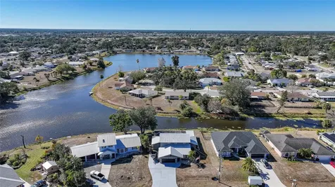 4053 Pinstar Terrace North Port FL 34287