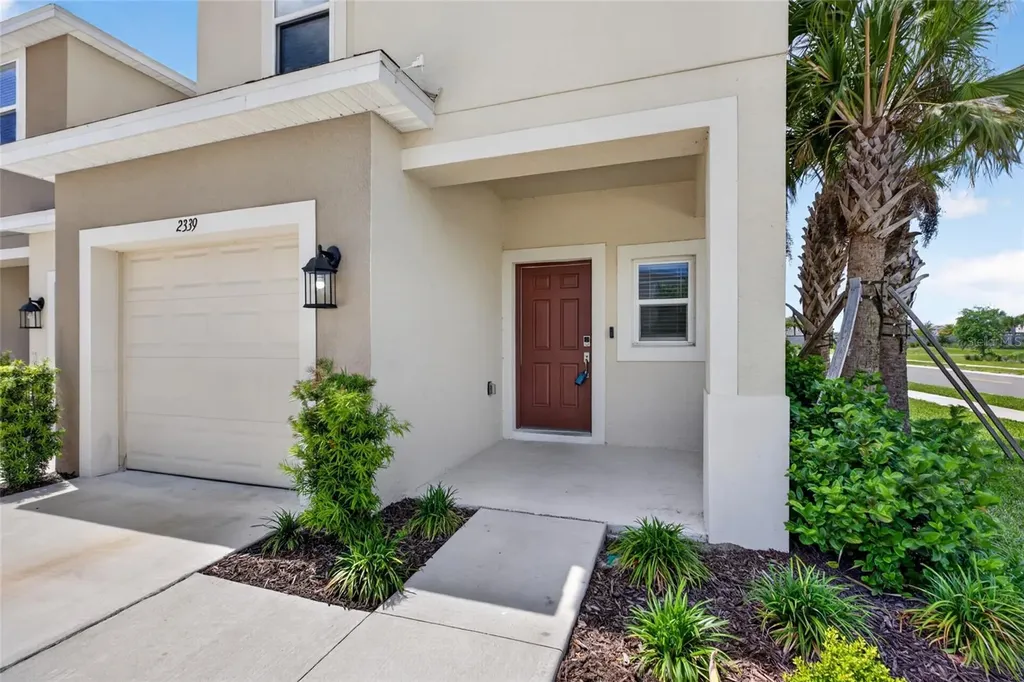 2339 Alee Lane Wesley Chapel FL 33543