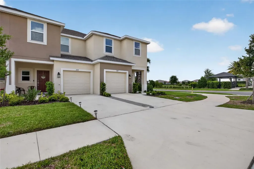 2339 Alee Lane Wesley Chapel FL 33543