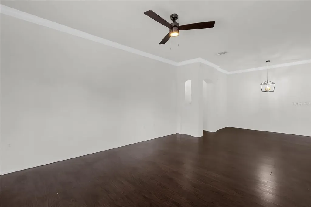 163 Villa Di Este Terrace Lake Mary FL 32746