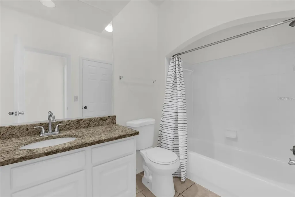 163 Villa Di Este Terrace Lake Mary FL 32746