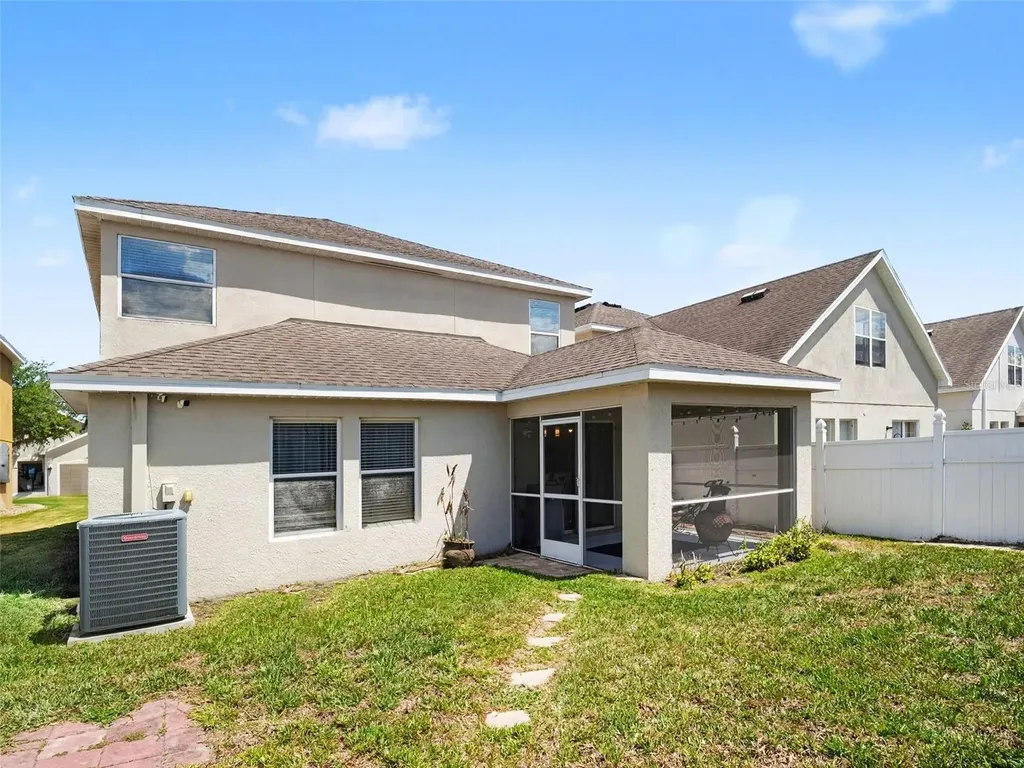 12123 Fern Blossom Drive Gibsonton FL 33534