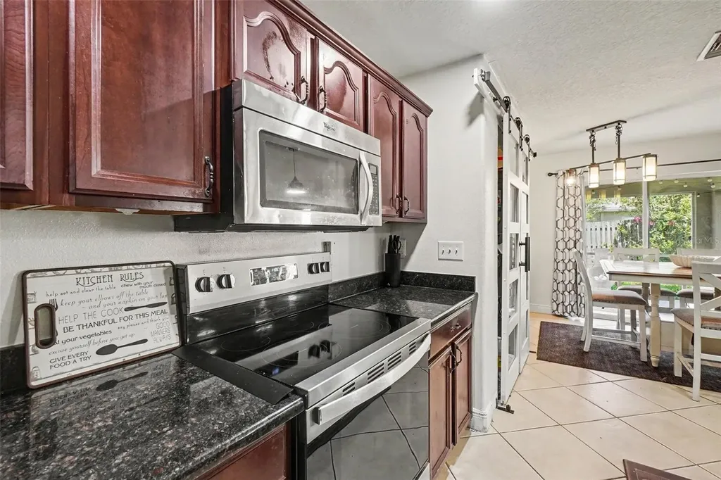 12123 Fern Blossom Drive Gibsonton FL 33534