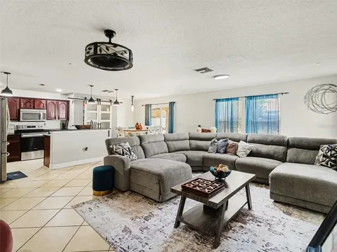 12123 Fern Blossom Drive Gibsonton FL 33534