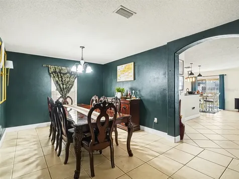 12123 Fern Blossom Drive Gibsonton FL 33534