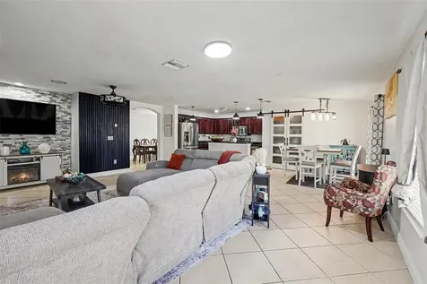 12123 Fern Blossom Drive Gibsonton FL 33534