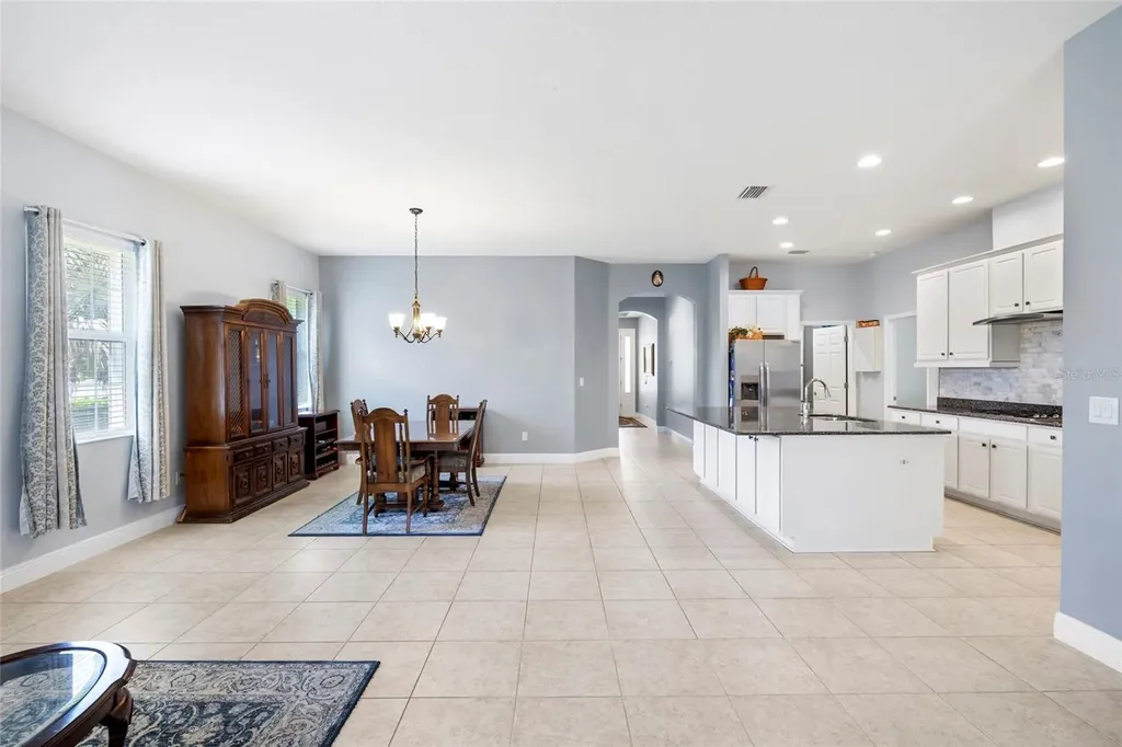 5212 Rosefinch Place Lithia FL 33547