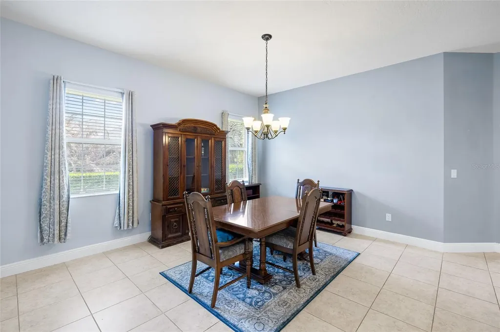 5212 Rosefinch Place Lithia FL 33547