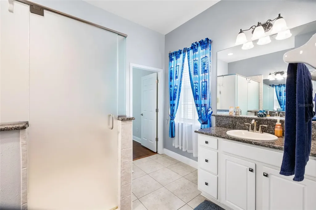 5212 Rosefinch Place Lithia FL 33547
