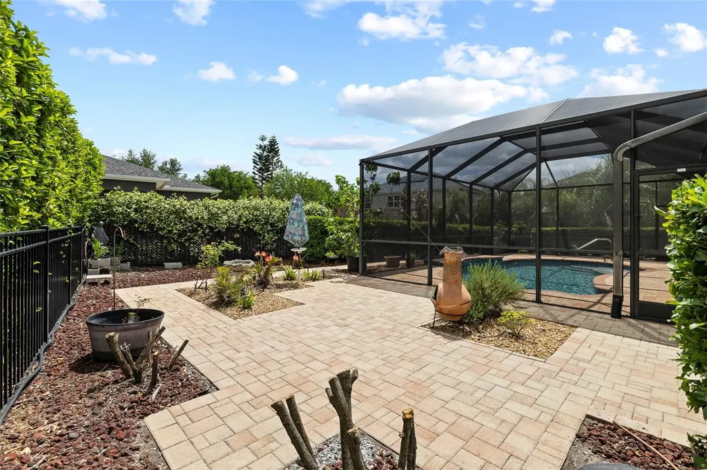 5212 Rosefinch Place Lithia FL 33547