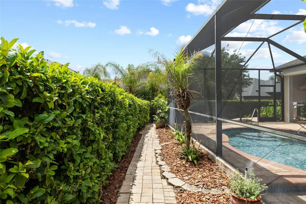5212 Rosefinch Place Lithia FL 33547