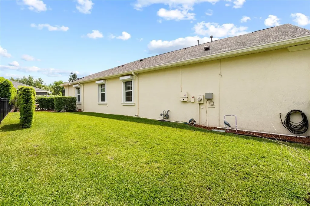 5212 Rosefinch Place Lithia FL 33547
