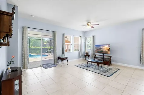 5212 Rosefinch Place Lithia FL 33547