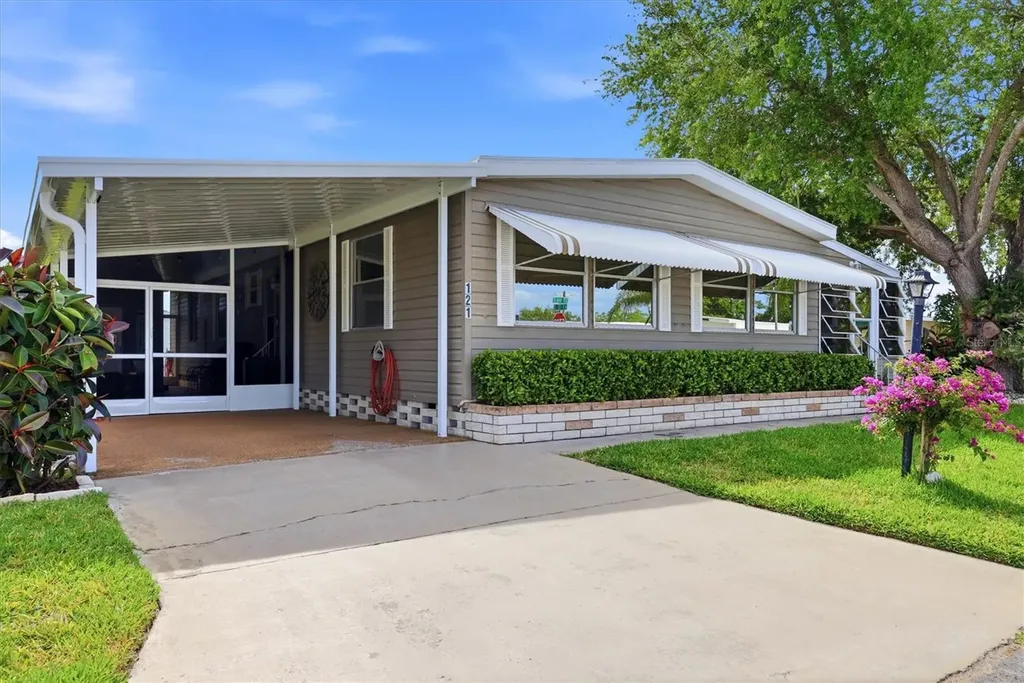 6710 36th Avenue E Palmetto FL 34221