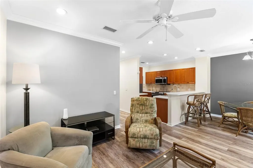 5608 Whitehead Street Bradenton FL 34203