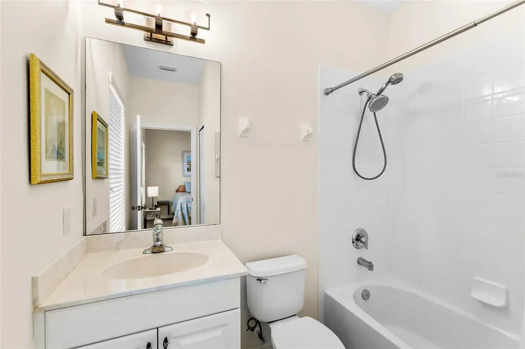 5608 Whitehead Street Bradenton FL 34203
