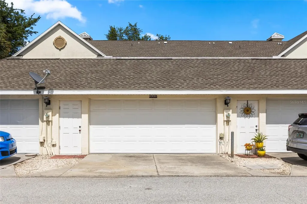 5608 Whitehead Street Bradenton FL 34203