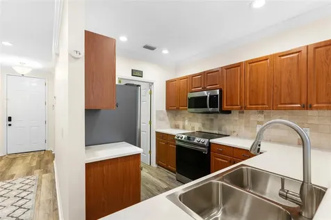 5608 Whitehead Street Bradenton FL 34203
