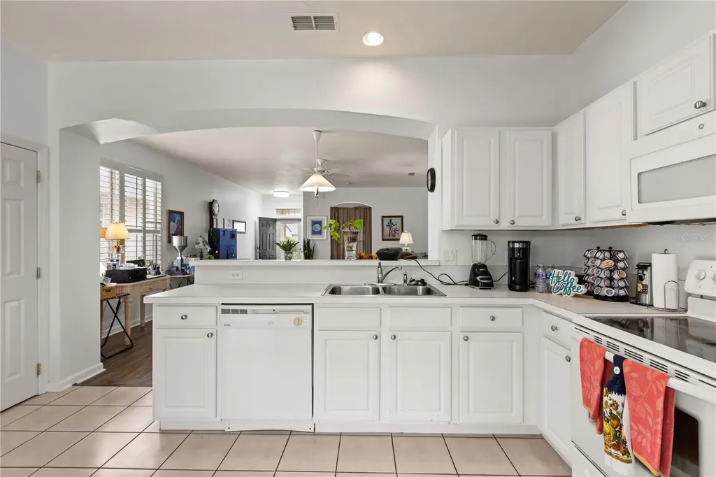 307 Heron Point Way Deland FL 32724