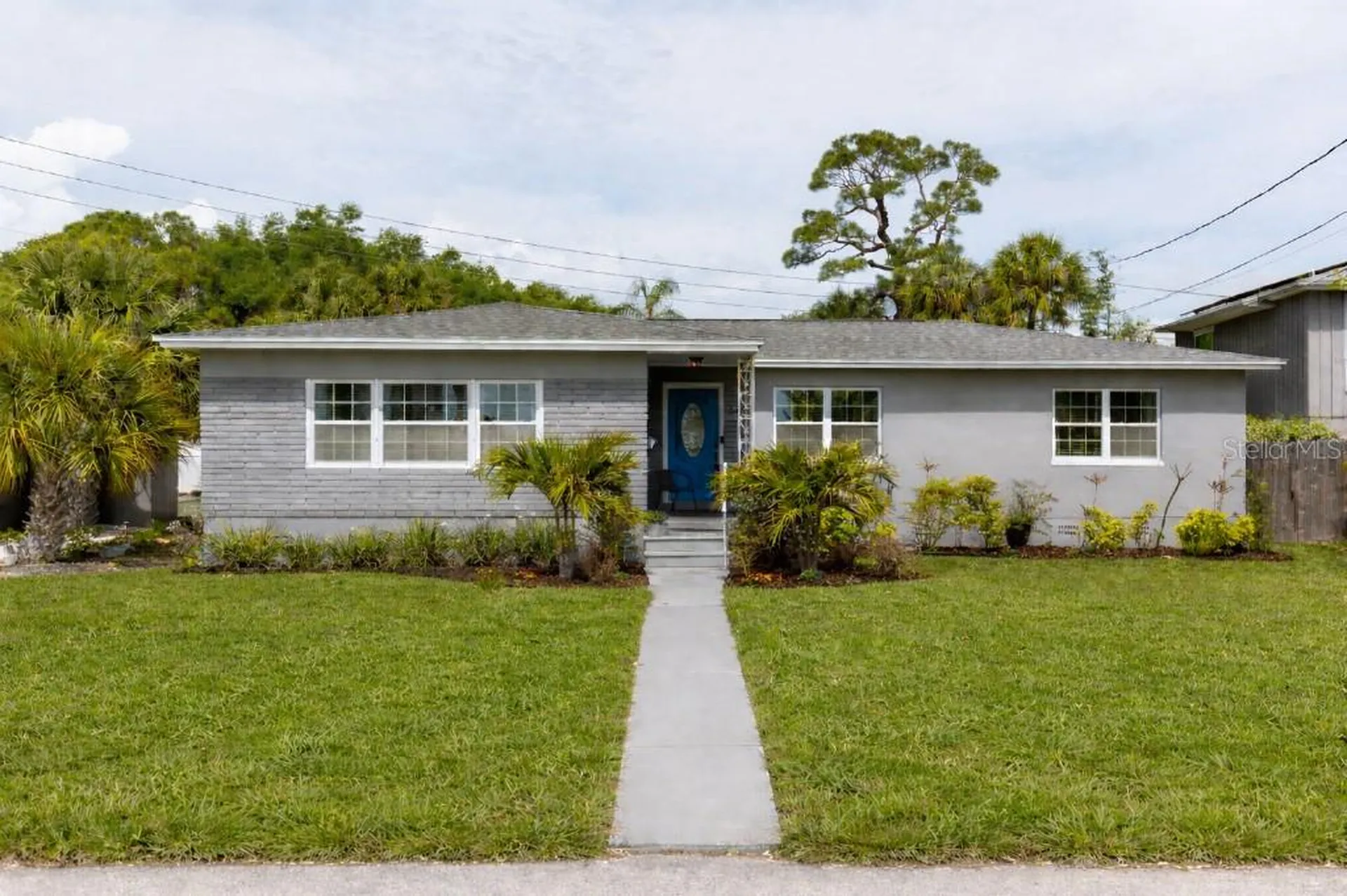 347 Ling A Mor Terrace S St Petersburg FL 33705