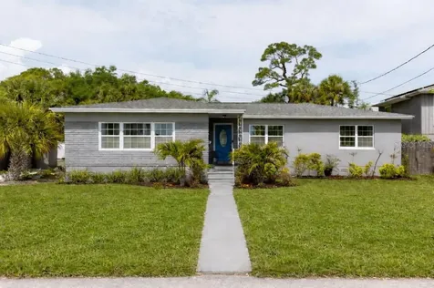 347 Ling A Mor Terrace S St Petersburg FL 33705