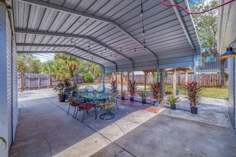 347 Ling A Mor Terrace S St Petersburg FL 33705