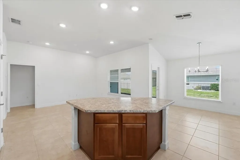 851 Vienna Drive Winter Haven FL 33884