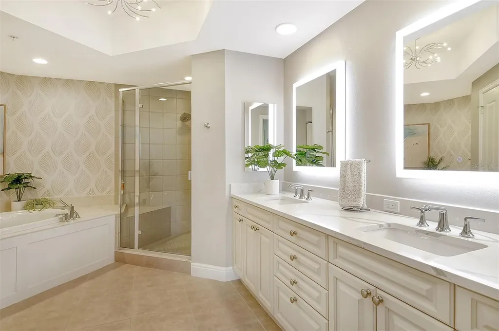 50 Central Avenue Sarasota FL 34236