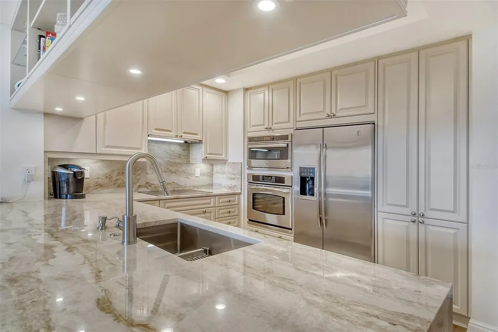 50 Central Avenue Sarasota FL 34236
