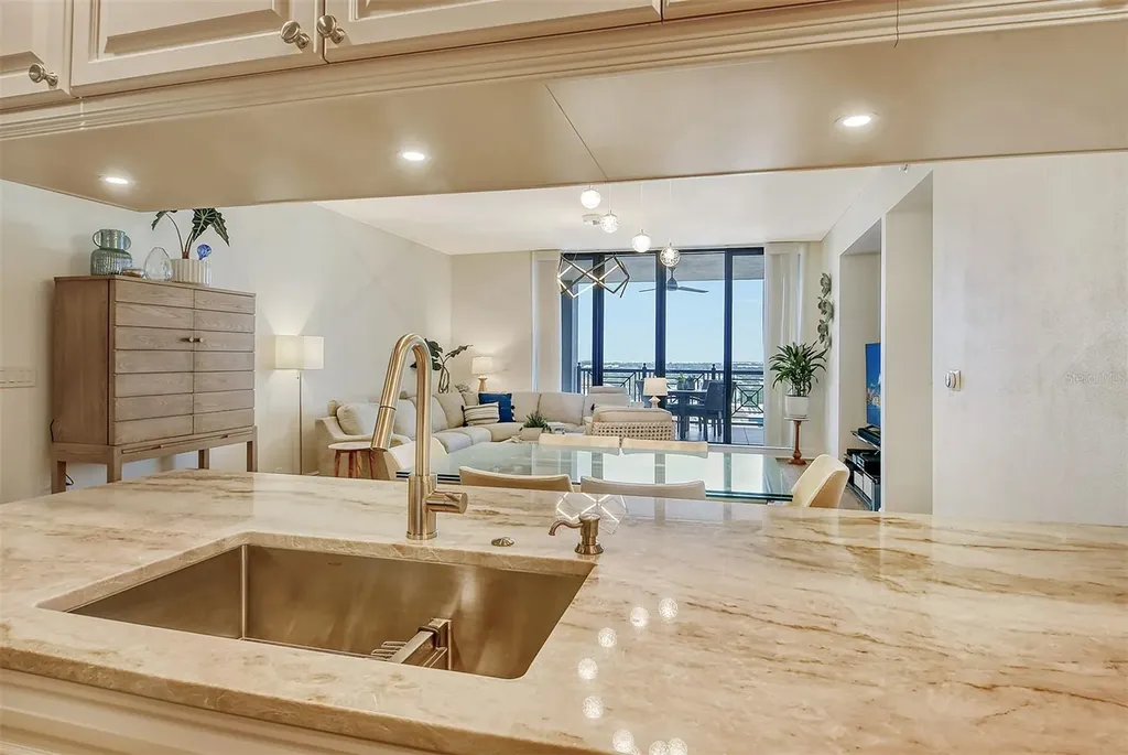 50 Central Avenue Sarasota FL 34236