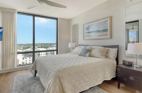 50 Central Avenue Sarasota FL 34236