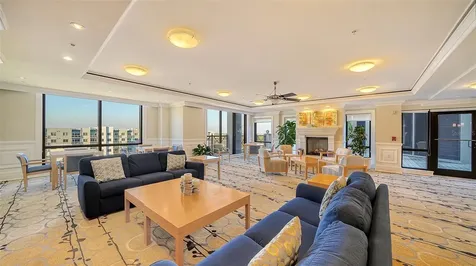50 Central Avenue Sarasota FL 34236