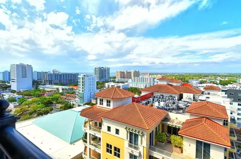 50 Central Avenue Sarasota FL 34236