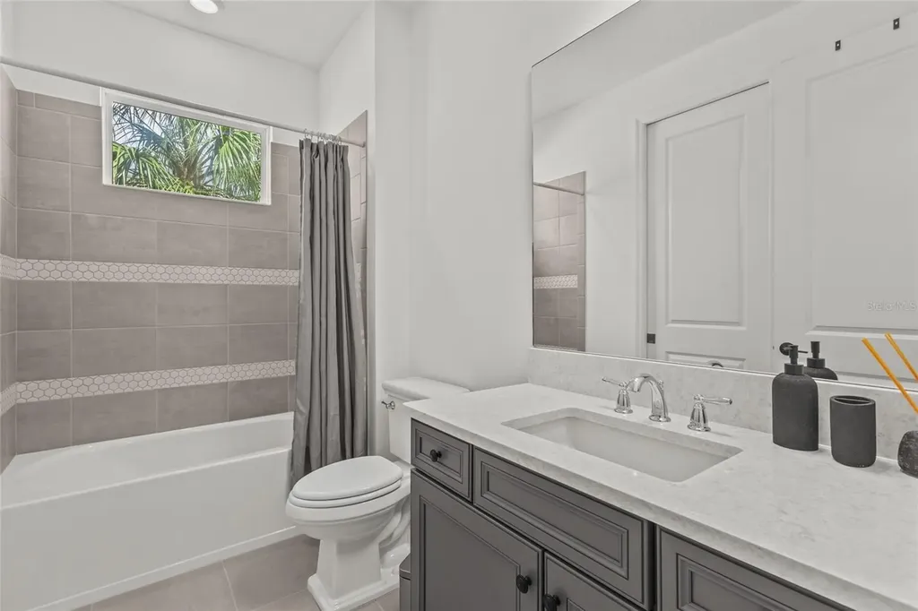 16319 Mount Holly Drive Lakewood Ranch FL 34211