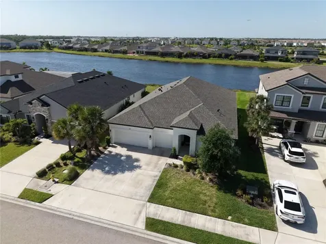 16319 Mount Holly Drive Lakewood Ranch FL 34211