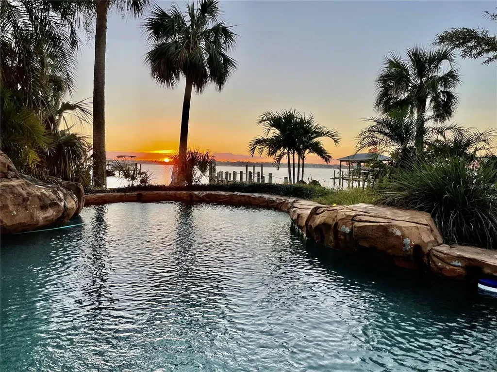 2904 S Peninsula Drive Daytona Beach Shores FL 32118