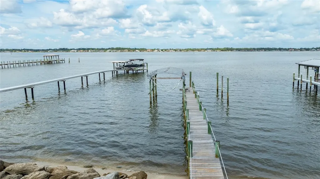 2904 S Peninsula Drive Daytona Beach Shores FL 32118