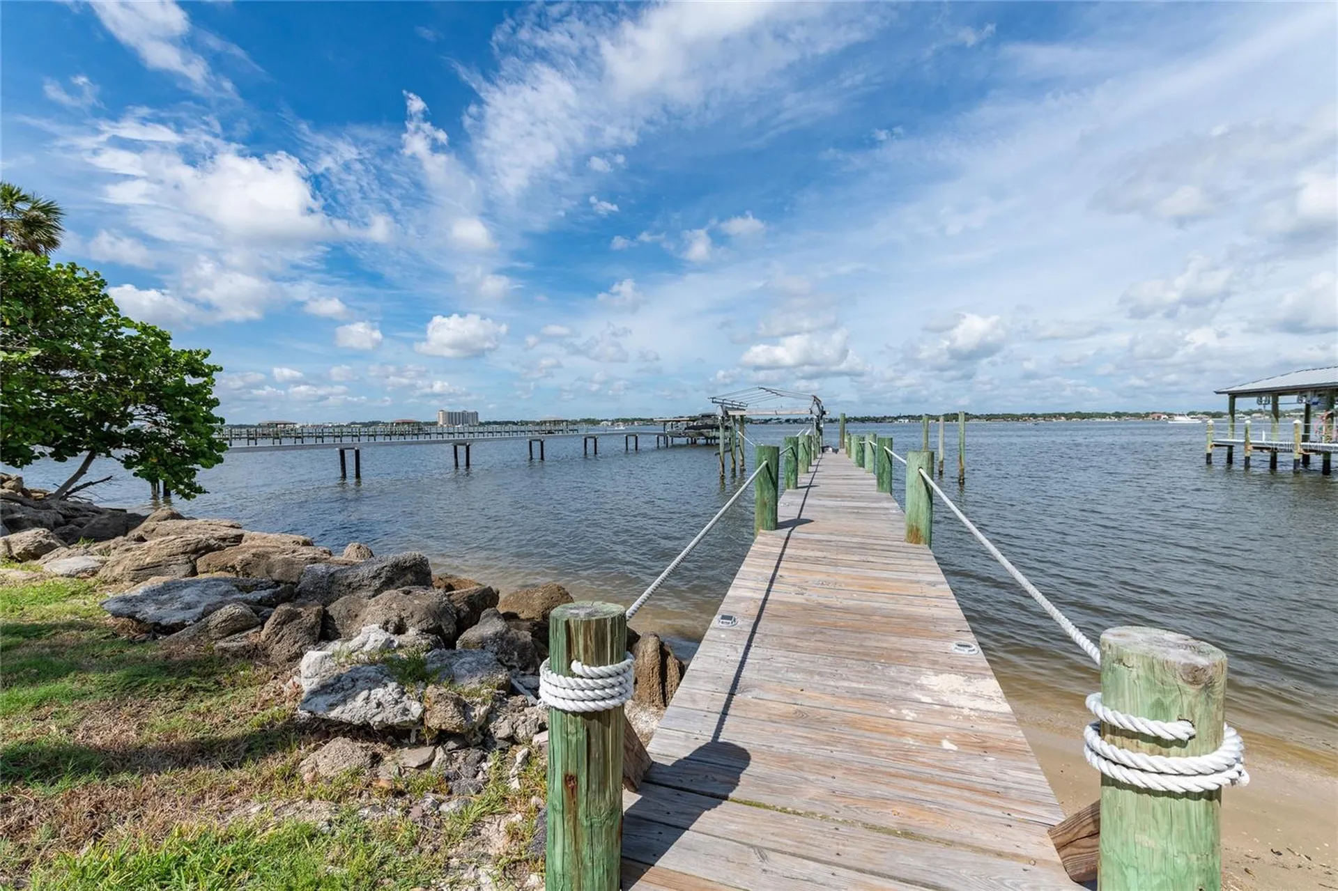 2904 S Peninsula Drive Daytona Beach Shores FL 32118