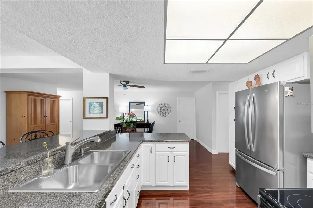 25 Harbor Woods Circle Safety Harbor FL 34695