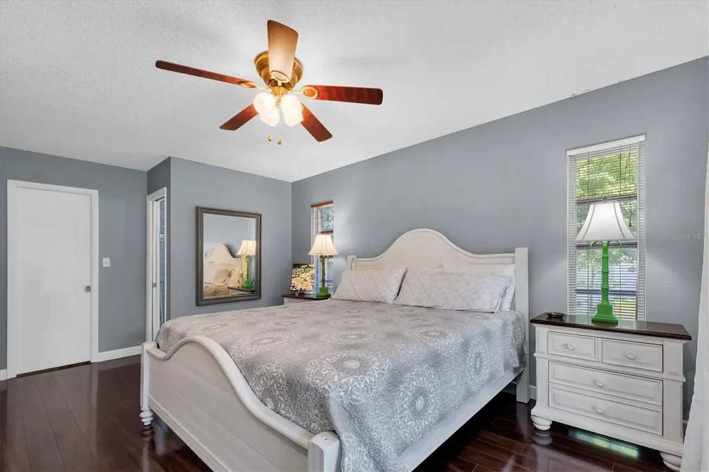 25 Harbor Woods Circle Safety Harbor FL 34695