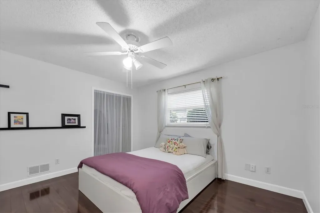 25 Harbor Woods Circle Safety Harbor FL 34695