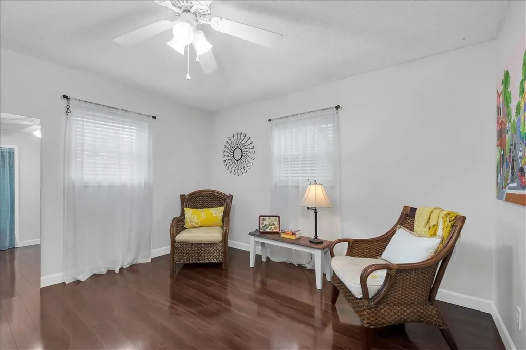 25 Harbor Woods Circle Safety Harbor FL 34695