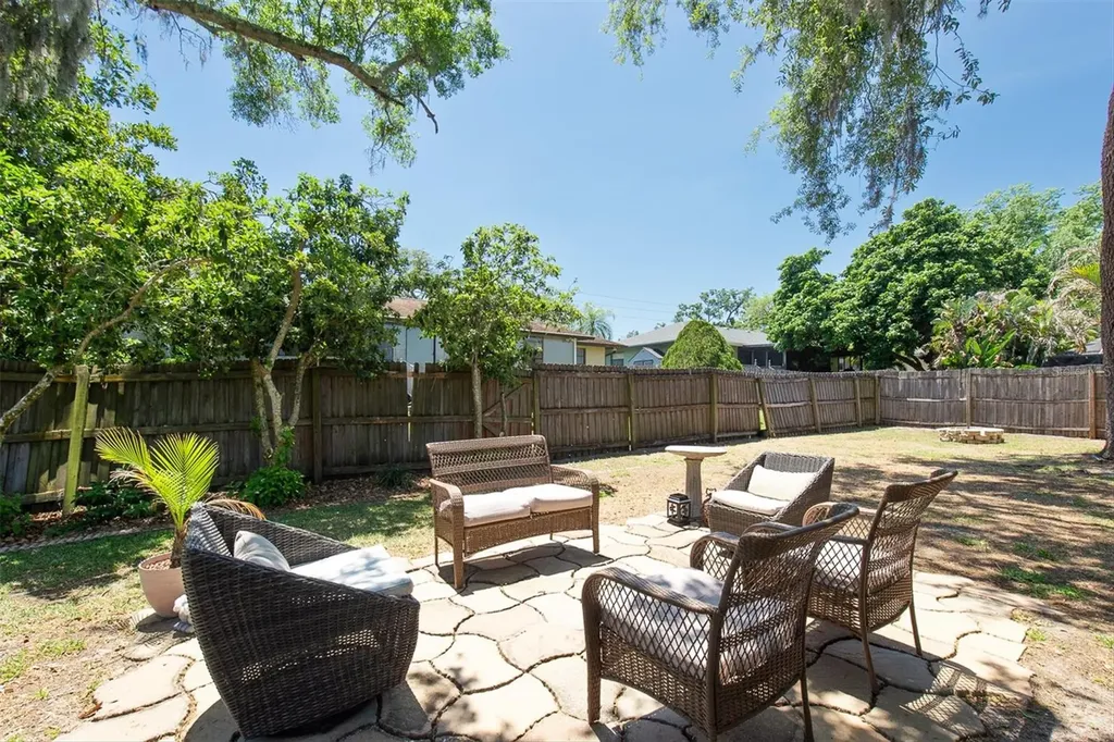 25 Harbor Woods Circle Safety Harbor FL 34695