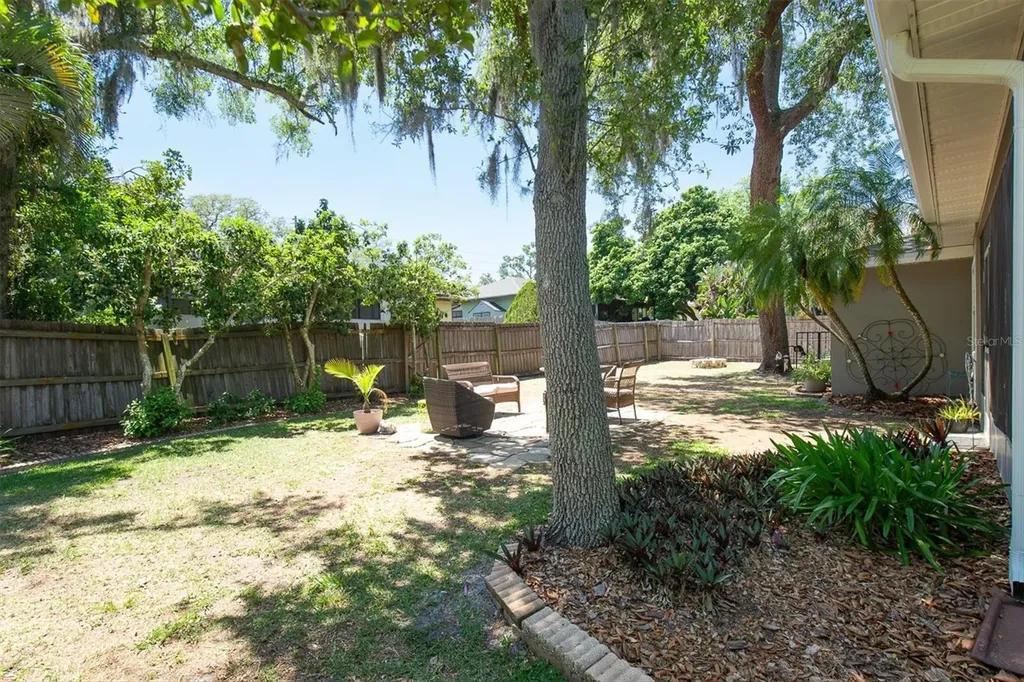 25 Harbor Woods Circle Safety Harbor FL 34695