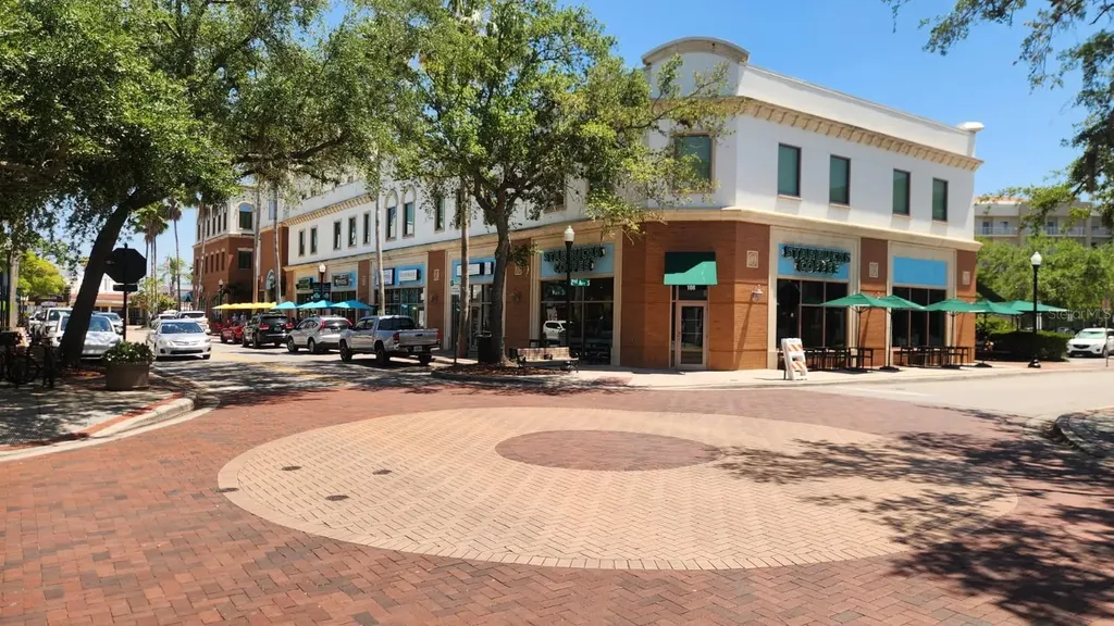 25 Harbor Woods Circle Safety Harbor FL 34695