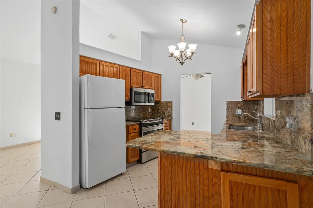 413 S Cumberland Avenue Ocoee FL 34761