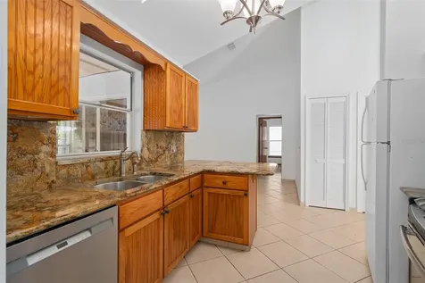413 S Cumberland Avenue Ocoee FL 34761