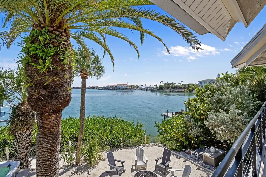 151 Punta Vista Drive St Pete Beach FL 33706
