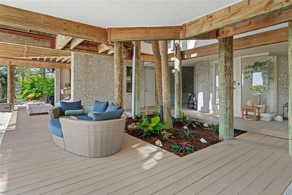 151 Punta Vista Drive St Pete Beach FL 33706