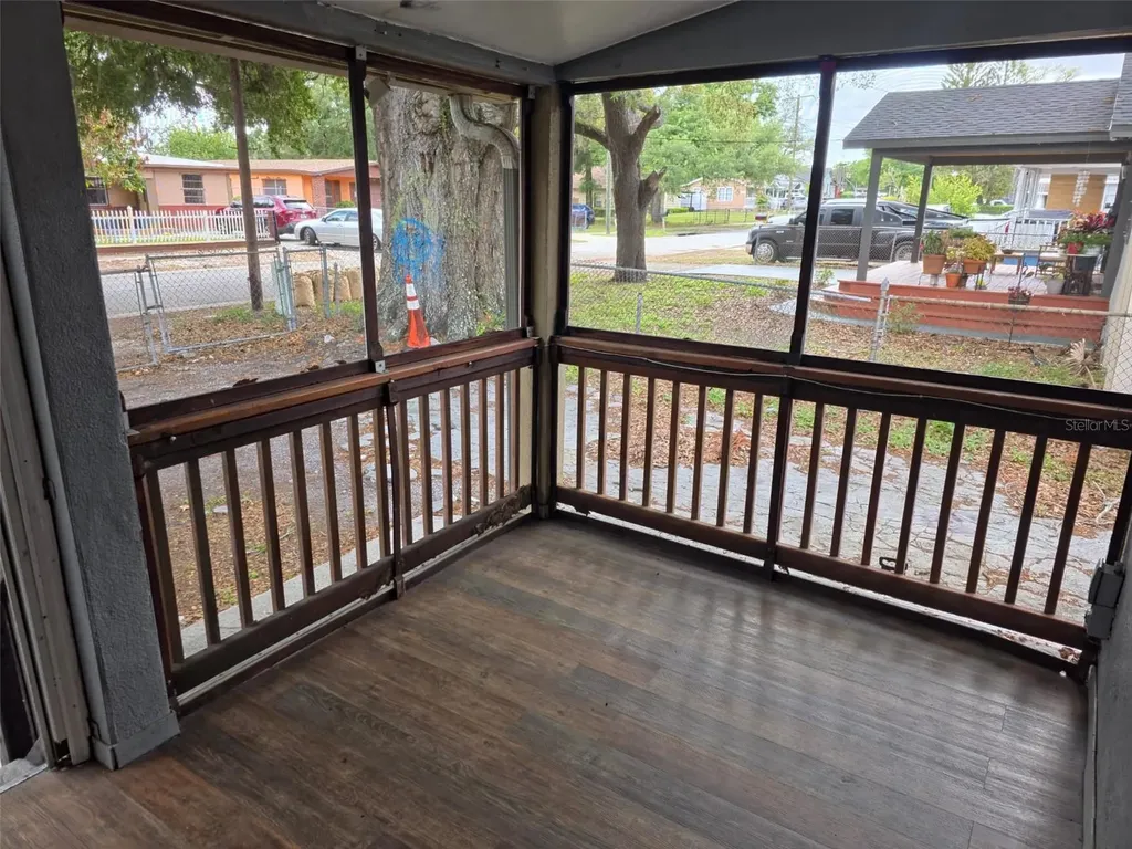 3022 Deleuil Avenue Tampa FL 33610